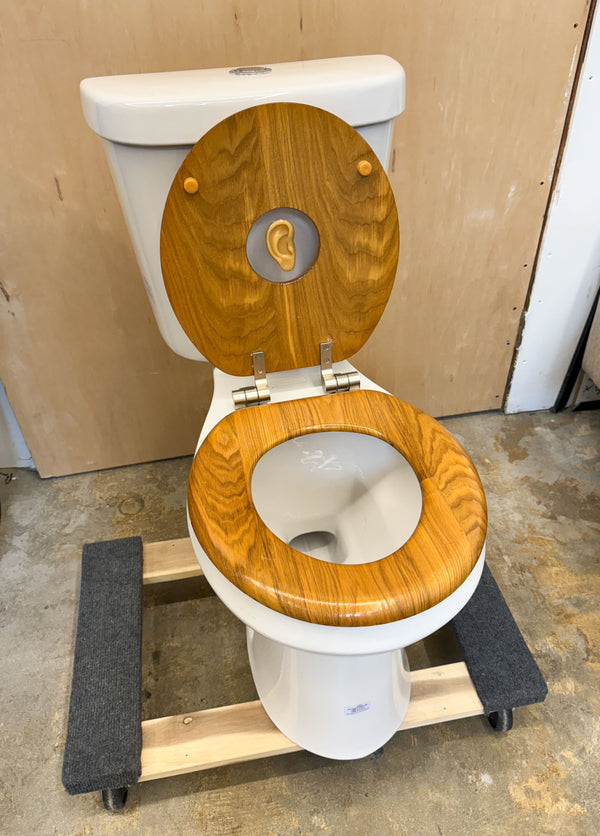 DEEP LISTENING Toilet Seat