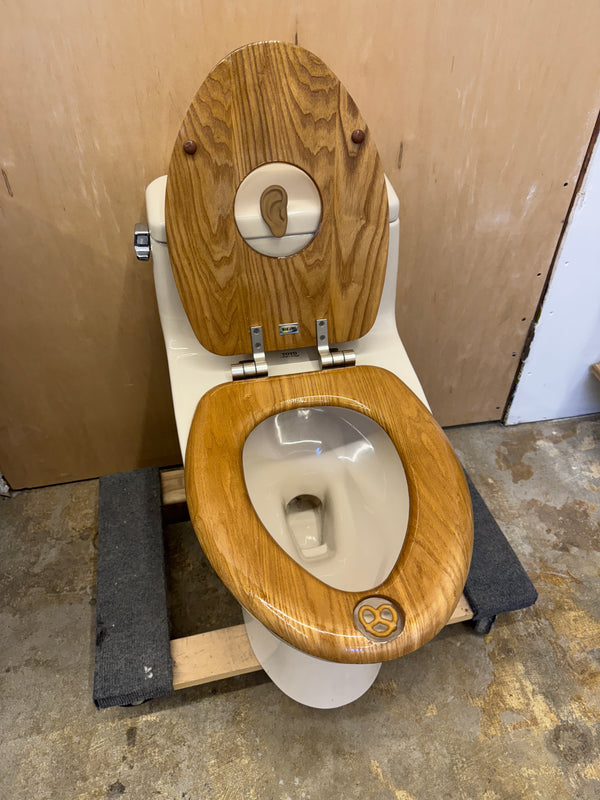 Ear & Pretzel Toilet Seat